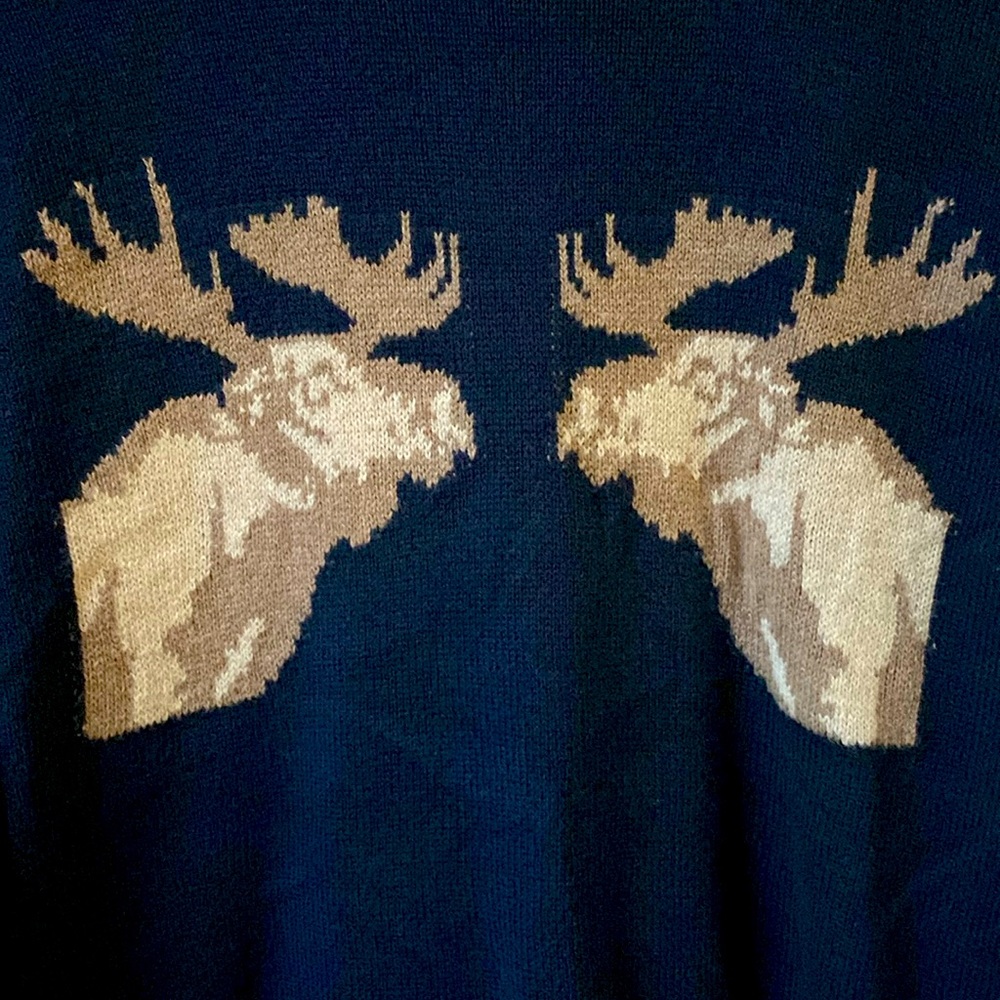 Abercrombie & Fitch Navy Blue Crewneck Sweater with Moose Design